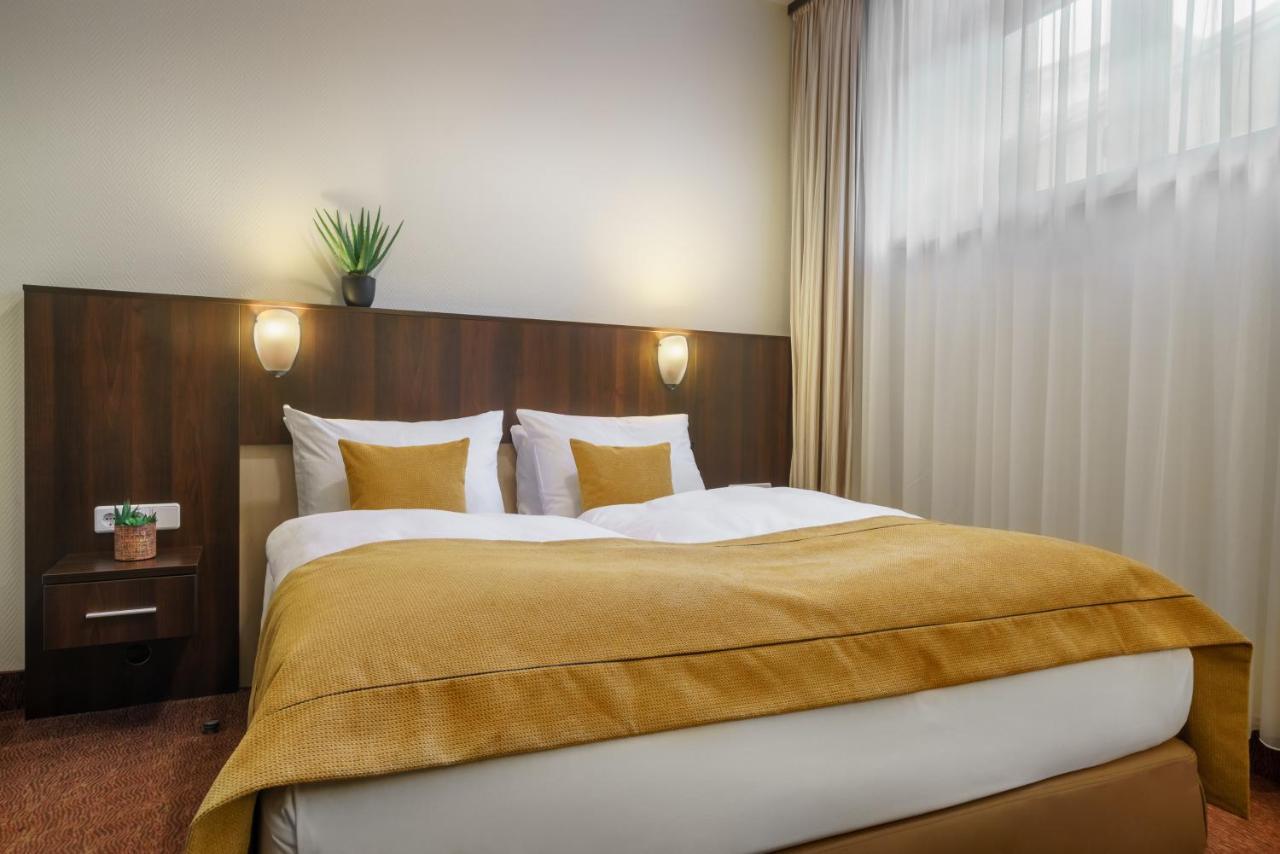 Novum Hotel Eleazar City Center Hamburg-Harburg Exteriör bild