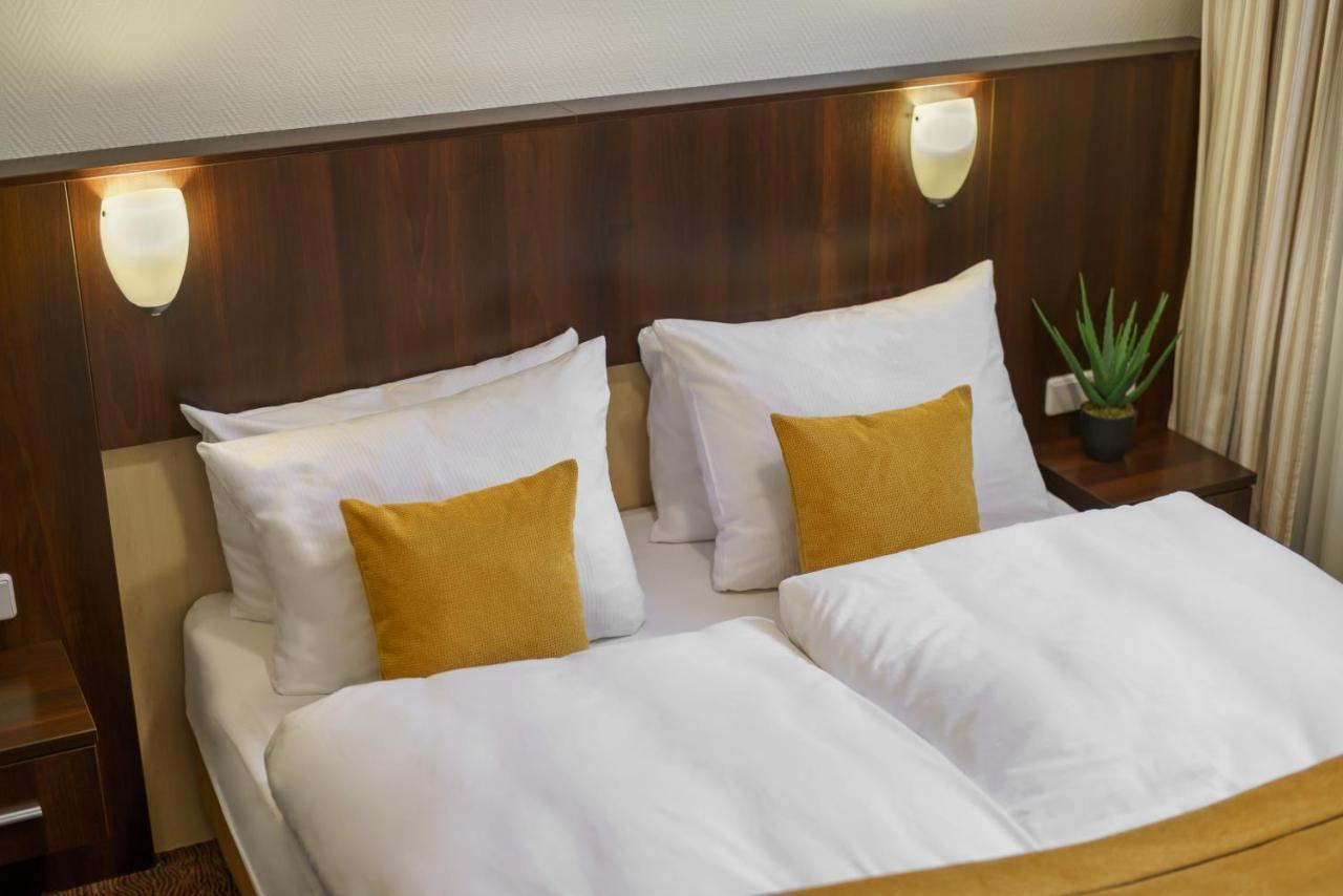 Novum Hotel Eleazar City Center Hamburg-Harburg Exteriör bild