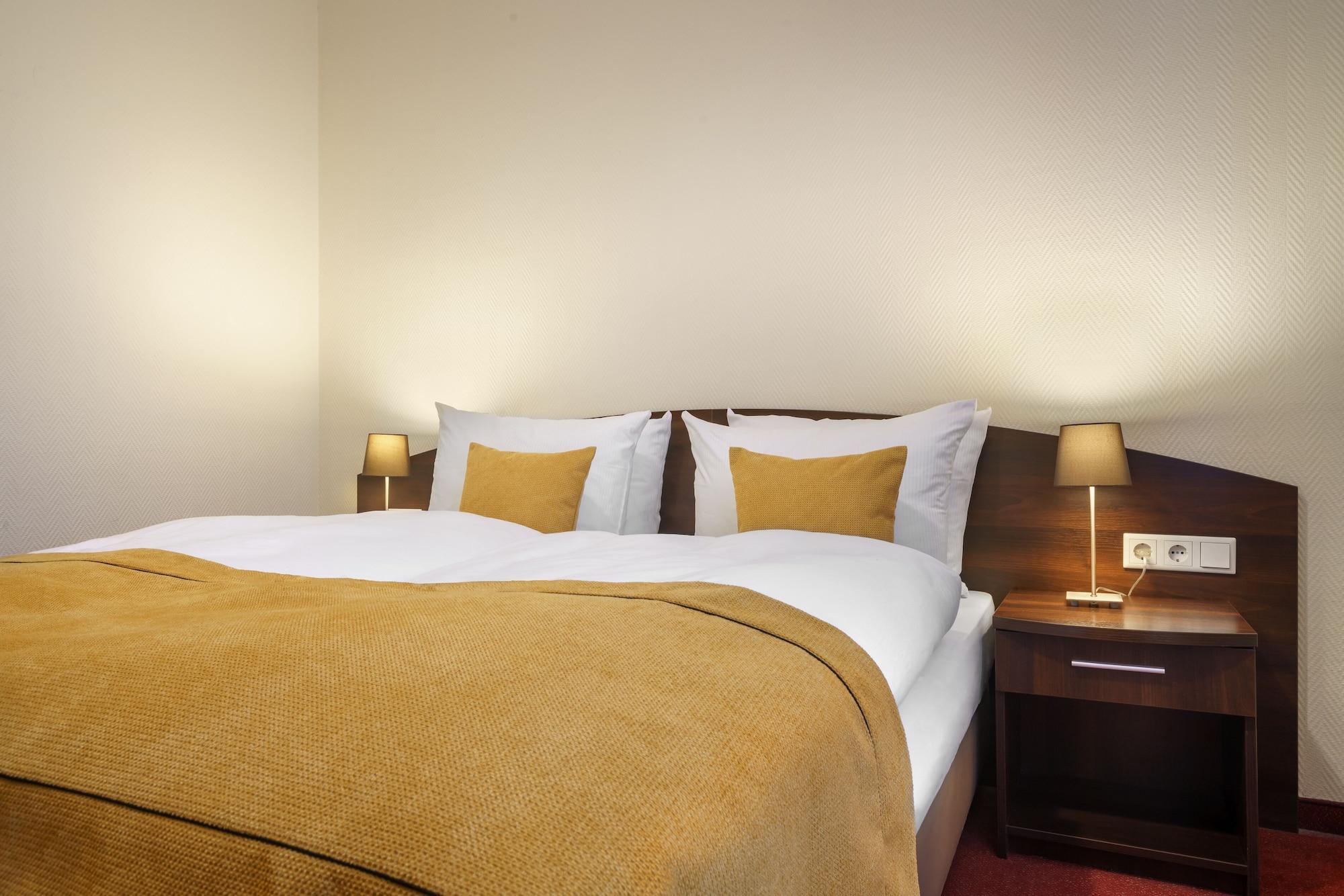 Novum Hotel Eleazar City Center Hamburg-Harburg Exteriör bild