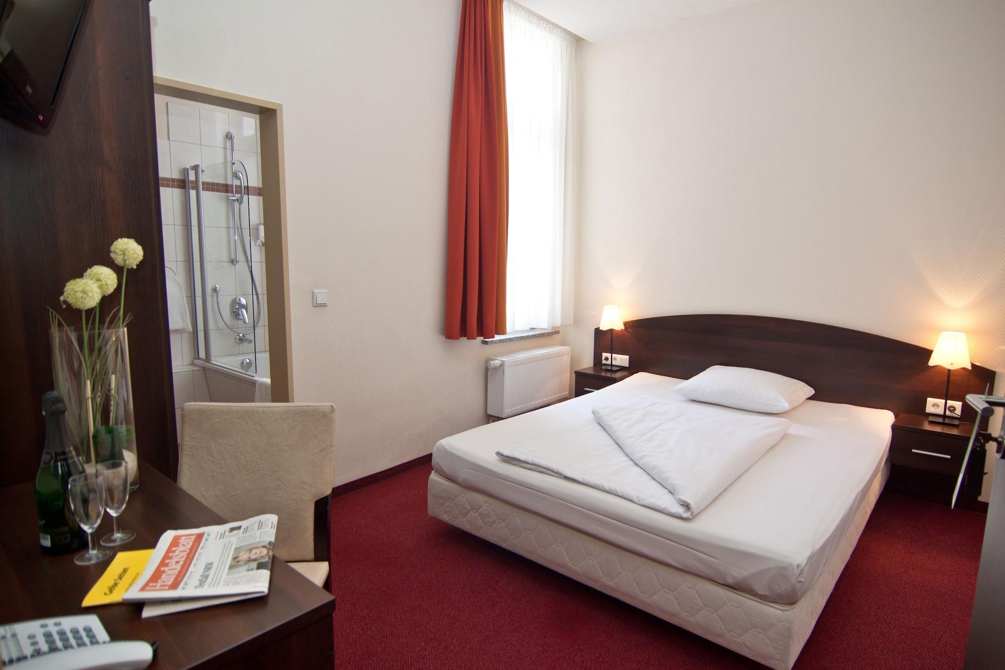 Novum Hotel Eleazar City Center Hamburg-Harburg Exteriör bild