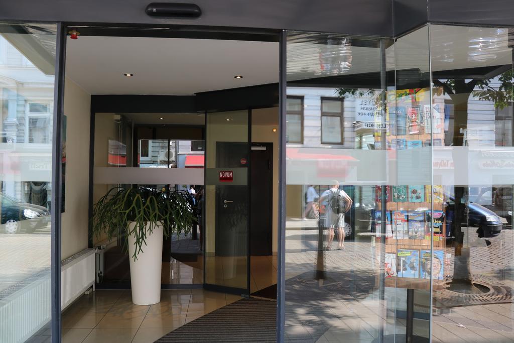 Novum Hotel Eleazar City Center Hamburg-Harburg Exteriör bild